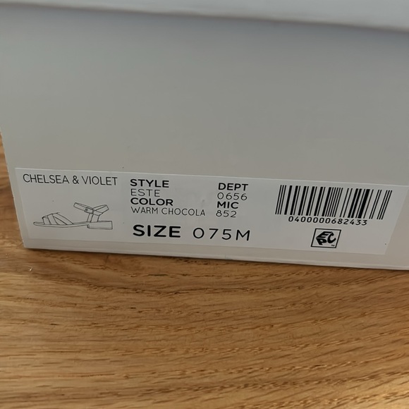 Chelsea&Violet shoes - Picture 4 of 6